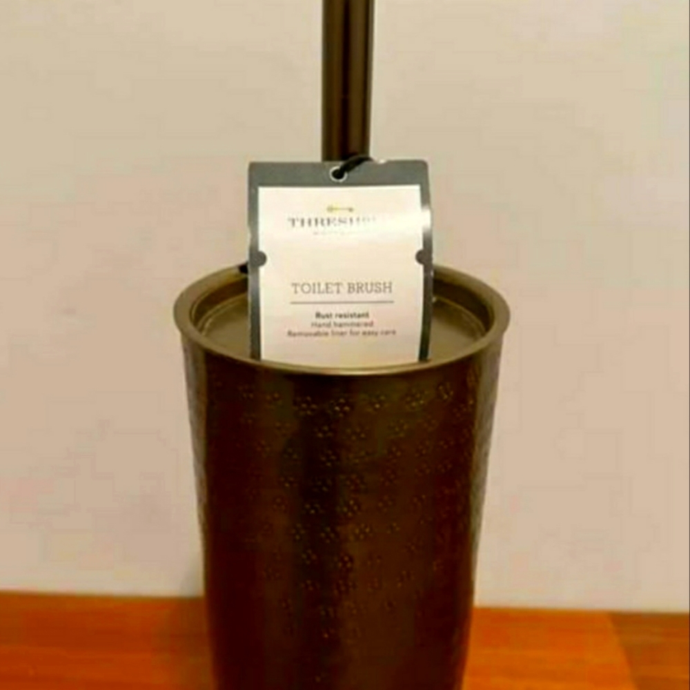 Toilet brush